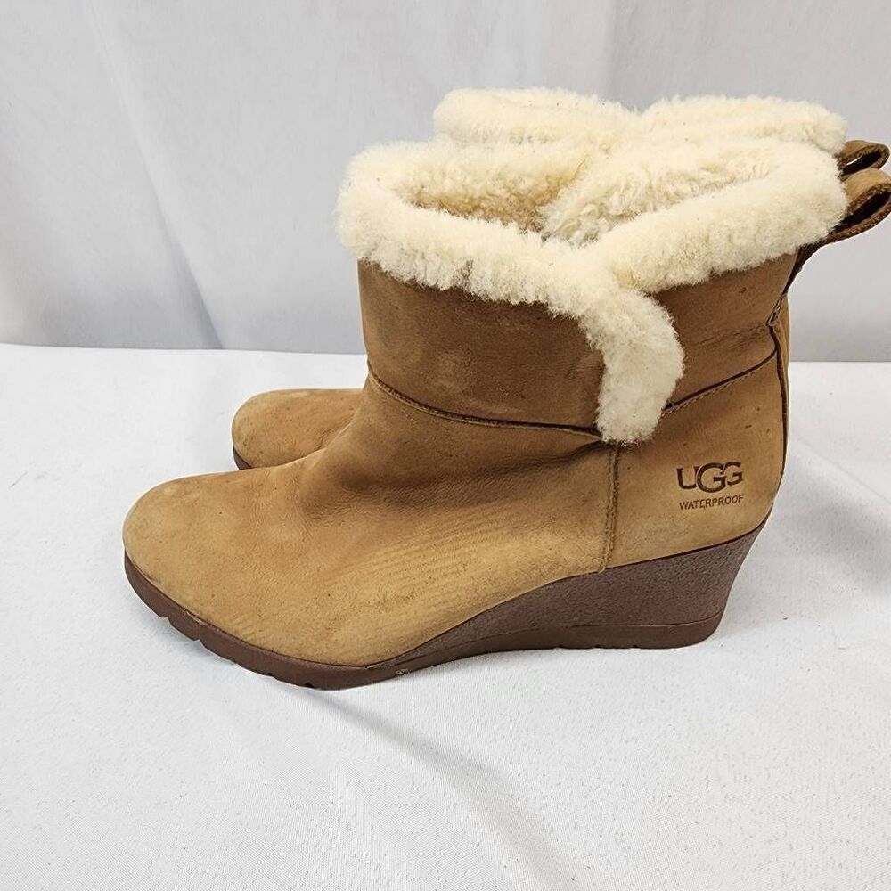 Ugg Devorah Waterproof Shearling Lined Wedge Wint… - image 4
